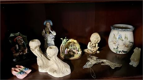 Pottery and collectibles lot