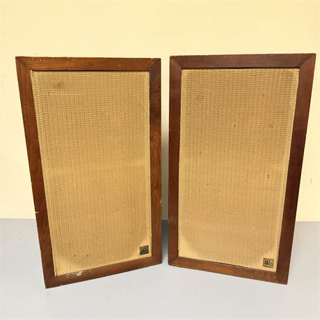 Acoustic Research AR3 Speakers