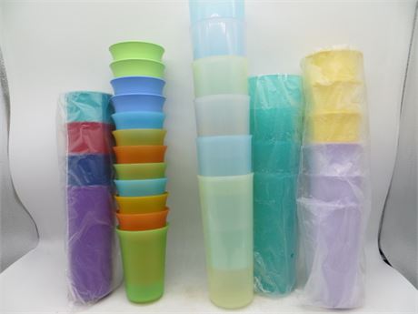 32 NEW VINTAGE TUPPERWARE CUPS