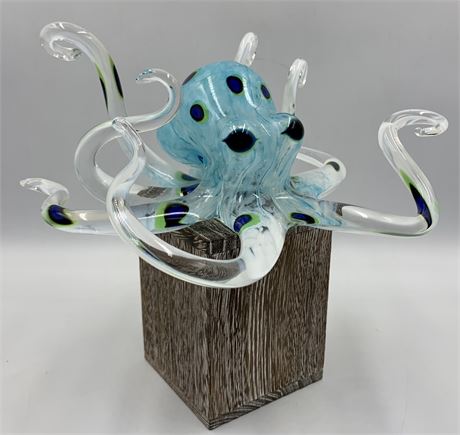 8” Handmade Art Glass Octopus Sea Life Sculpture