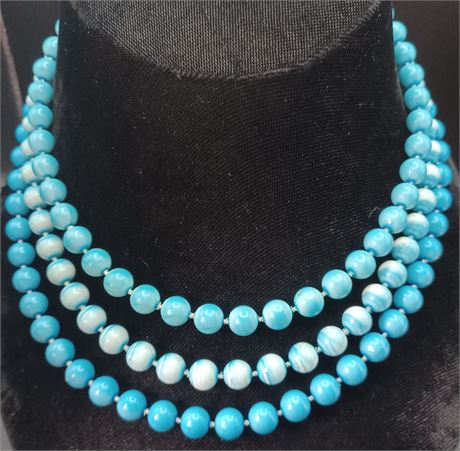 vintage blue plastic/enamel 3 strand necklace