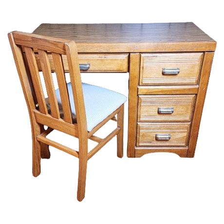 Broyhill Oak Desk & Chair