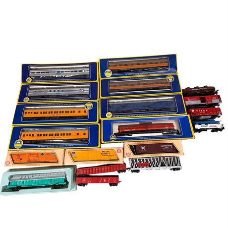 Vintage HO Train Car Lot