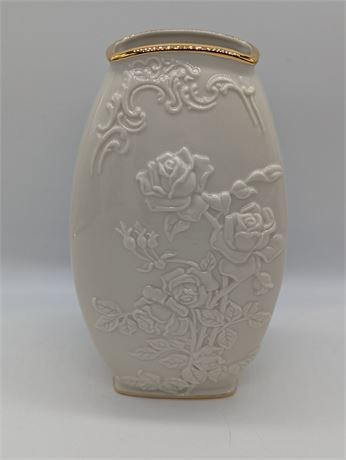 Lenox Cream 24K Gold Trim Roses Vase