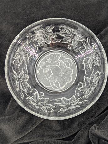 Set 4 Princess House Fantasia Poinsettia Bowls