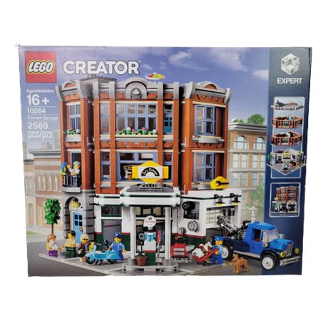 LEGO Creator 10264 Corner Garage