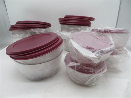 NEW VINTAGE TUPPERWARE PREMIERE LARGE SHALLOW BOWL, 4 LARGE DEEP BOWLS &