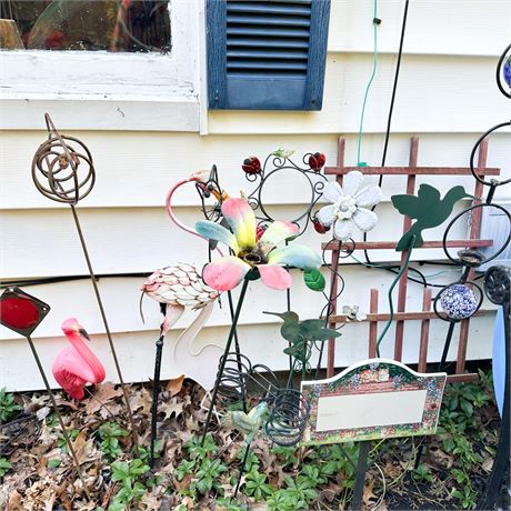 Lot of Assorted Lawn Decor