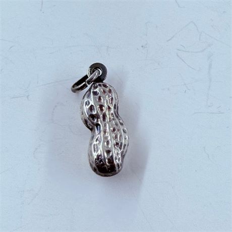 1.7g Sterling Peanut Pendant / Charm