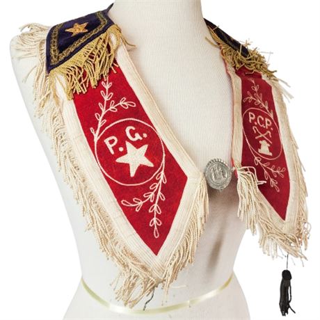 Vintage International Order of Oddfellows Fringed Ceremonial Collar