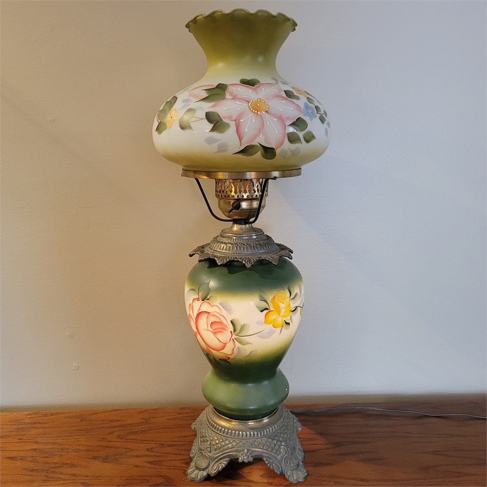 Great Lakes VNTG - Antique Hand-Painted Floral Hurricane Table Lamp