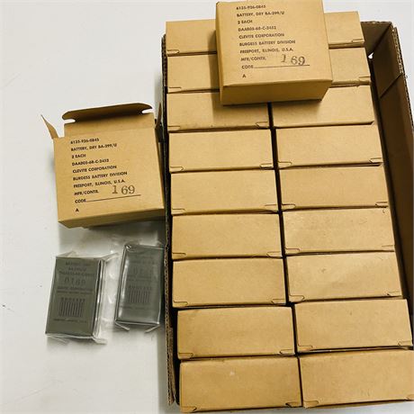 40 NOS Military Surplus Burgess Dry Cell Batteries