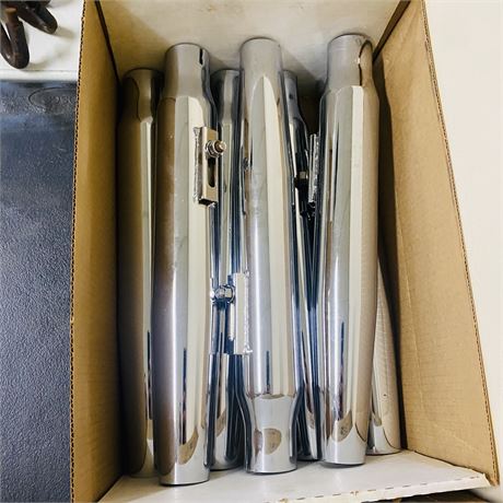 7 NOS Harley Davidson Tailpipes w/ Baffles
