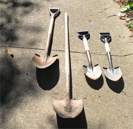 4 pc lot of shovels