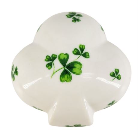 1990 Lefton Ceramic Shamrock Musical Trinket Box