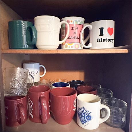 Kitchen Cabinet Lot of Coffee Mugs