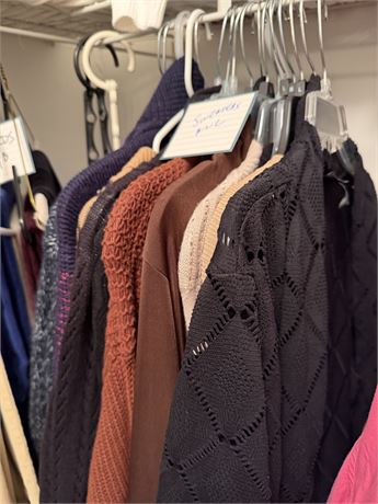Woman's  Golf Shirts & Sweaters M & L