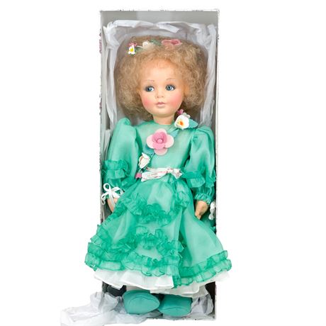 Vintage 1982 Anili Fine Art Felt Doll