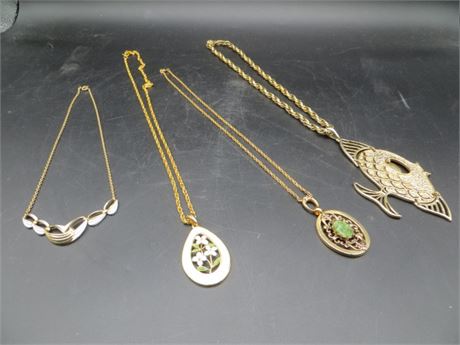 VINTAGE 70'S ENAMEL FLOWER PENDANT, JADE STONE GOLD TONE & FISH NECKLACES
