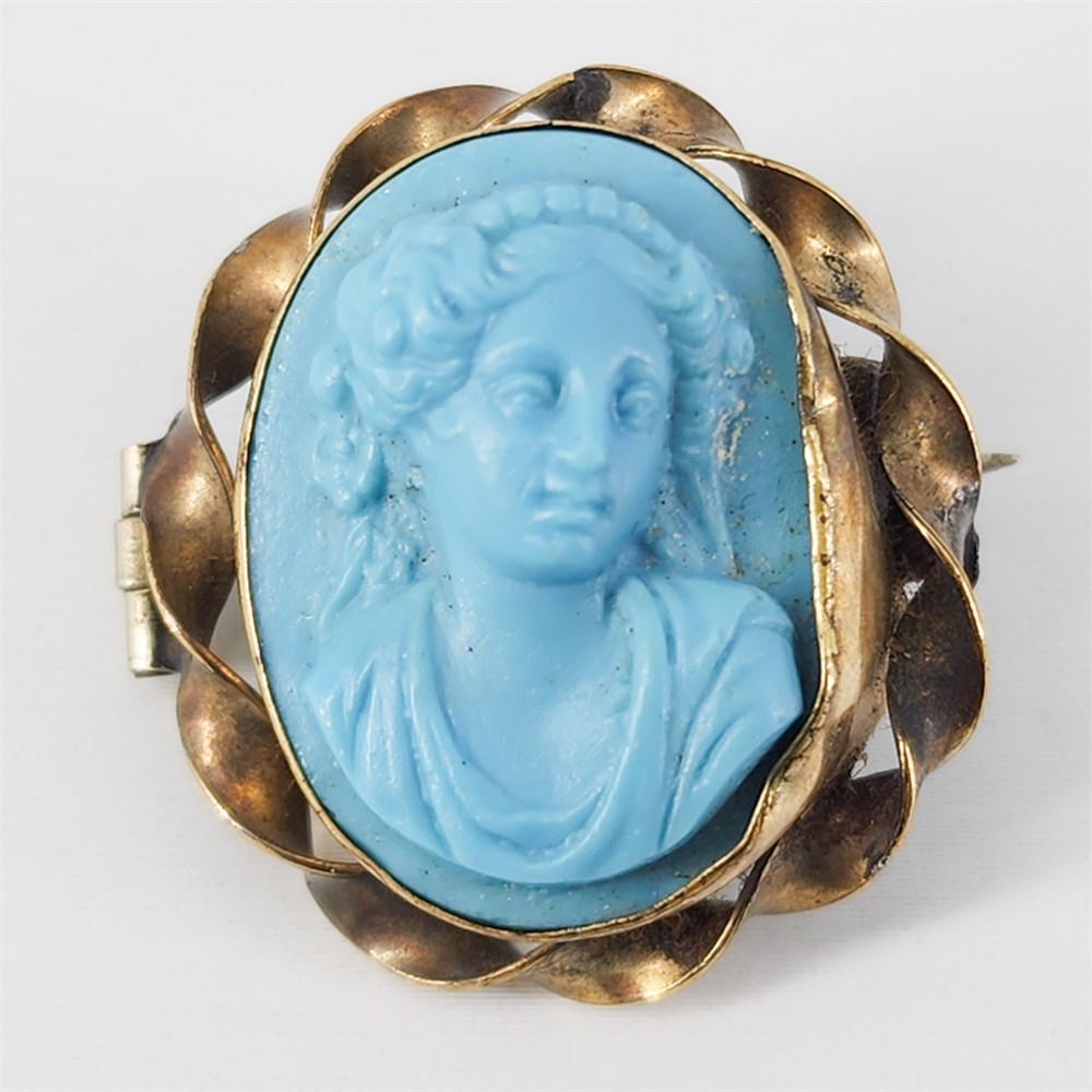 Great Lakes VNTG - Victorian Blue Glass Cameo Brooch