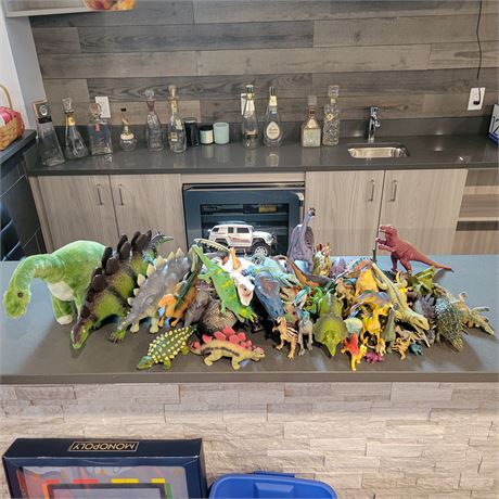 Large Dinosaur Toy Lot