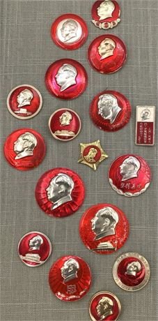 17 1960s Chinese Chairman Mao Zedong Cultural Revolution Badges