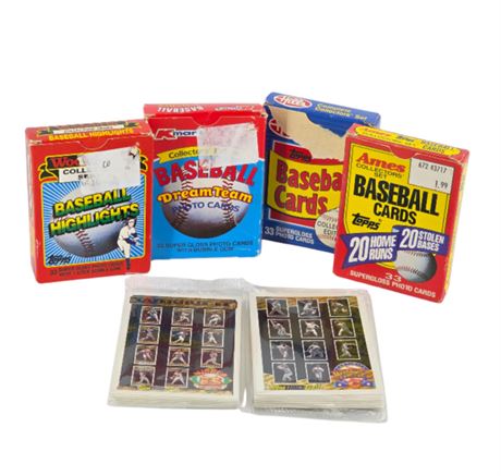 Mixed Lot of VTG Topps Baseball Cards