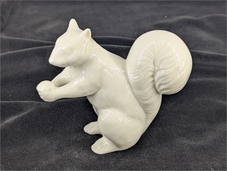 Lenox Squirrel w/Nut Figurine