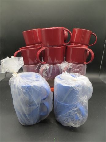 VINTAGE/NEW TUPPERWARE MUGS 4 BLUE & 16 BURGUNDY