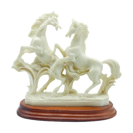 Vintage Referencia Horse Figure