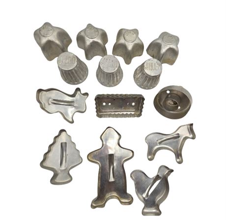 VTG Tin Jell-o Tart Cups & Cookie Cutters