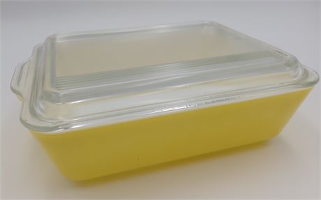 Vintage Pyrex Refrigerator Dish yellow clear lid