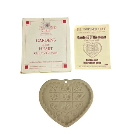 1996 Pampered Chef 6" Cookie Mold, "Gardens of the Heart"