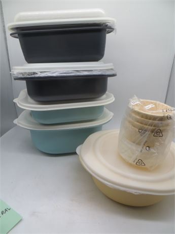 VINTAGE NEW TUPPERWARE OVENWORKS, 3 QT. OVAL, 3 RECTANGLE