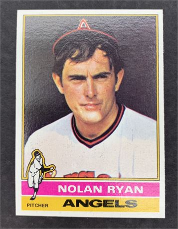 1976 TOPPS 330 Nolan Ryan Angels Baseball Card