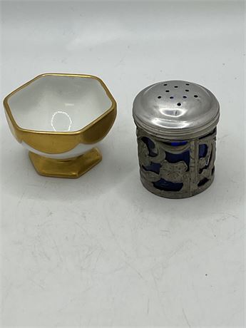 Porcelain gold trim salt dip, and cobalt metal etched salt dip lot