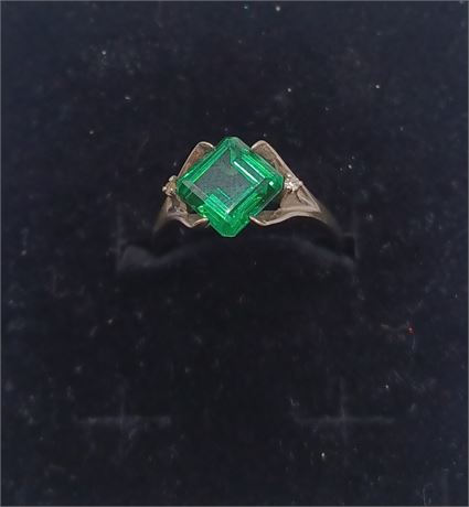 Vintage Sterling faux emerald ring 3 G size 7.5