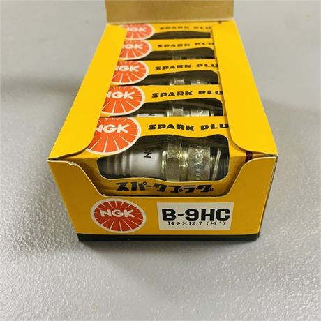 NOS Case NGK Spark Plugs B9HC