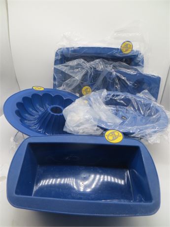 NEW SMARTWARE BAKING PANS & RACK