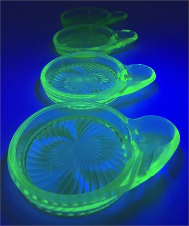 4 pc Depression Green Uranium Glow Swirl Cup Coaster Set