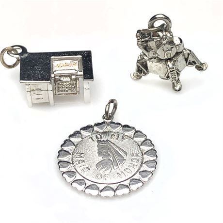 Vintage Charm Lot- Articulated Desk Typewriter, Colonial Hat & Others
