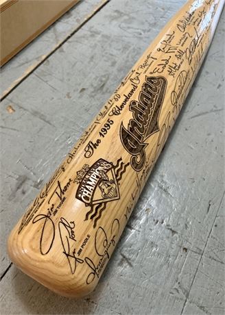 NOS 1995 Cleveland Indians Ltd. Edition Heavy Hitters Autographed Baseball Bat