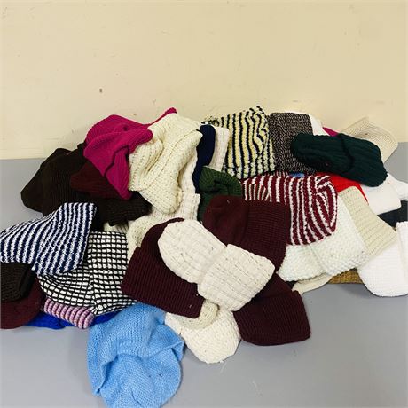75 NOS Knitted Winter Hats