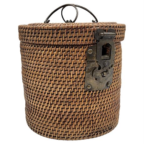 Vintage Chinese Teapot Basket