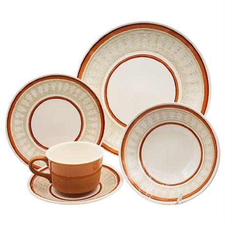 Mid-Century Royal China "Mozambique" Service for 12