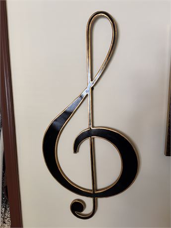 Treble Cleft Metal Wall Hanging