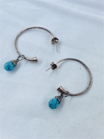 5.5g Vtg Navajo Sterling Turquoise Earrings