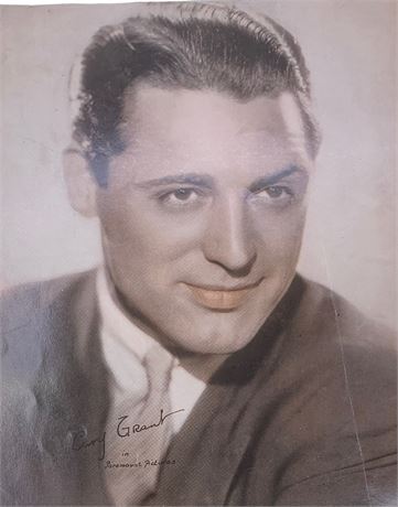 Old Hollywood Cary Grant 8x10 Autographed Studio Publicity Portrait
