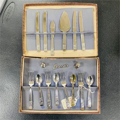 Vtg Banner Miniature Cutlery Set