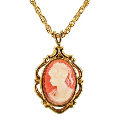 Signed Vintage Faux Shell Cameo Pendant Necklace